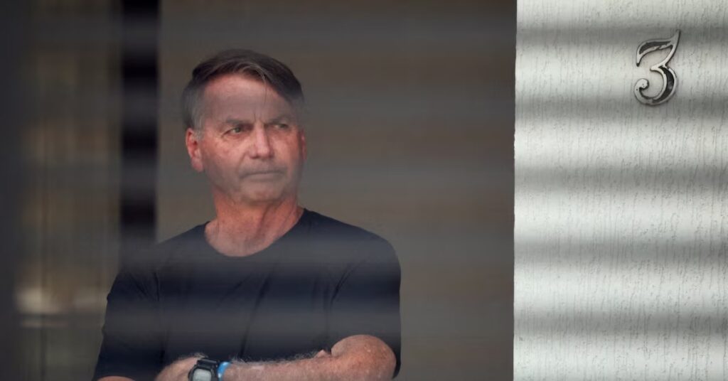 Μπολσονάρου: Ποινή 27 ετών για απόπειρα πραξικοπήματος – «Έκπληκτος» ο Τραμπ – Απειλεί μ