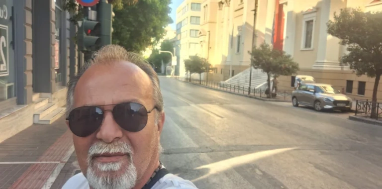 Σοκ στον ΑΝΤ1 Πάτρας: Πέθανε ο καμεραμάν Γιώργος Παυλάκης εν ώρα ρεπορτάζ