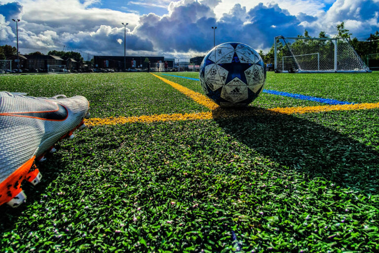 FIFA: Πάνω από 12.000 μεταγραφές και 9,76 δισ. δολάρια το καλοκαίρι του 2025