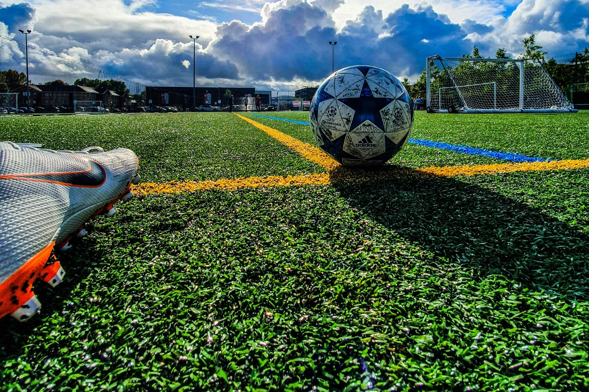 FIFA: Πάνω από 12.000 μεταγραφές και 9,76 δισ. δολάρια το καλοκαίρι του 2025