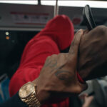 Γροθιά στο στομάχι το βιντεοκλίπ του ράπερ DaBaby: Από την δολοφονία του Φλόιντ στην Ιρίνα του μετρό [βίντεο]