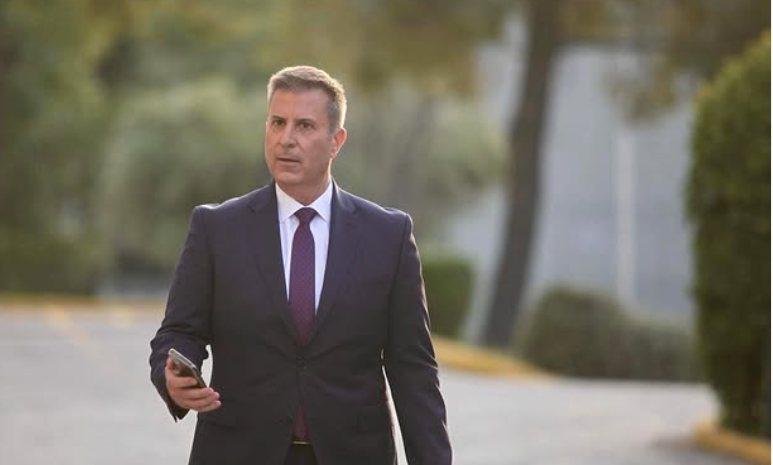 Ο Παναγιώτης Στάθης πίσω από τις κάμερες