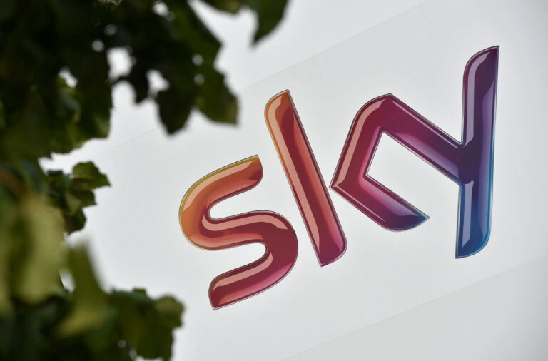Βρετανία: Ο όμιλος ΜΜΕ «Sky» σχεδιάζει να καταργήσει 600 θέσεις εργασίας