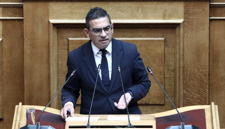 Νέα Δημοκρατία: Ο Γιώργος Σταμάτης συνέβαλε στη στήριξη των συγγενών των νεκρών στα Τέμπη – Απ