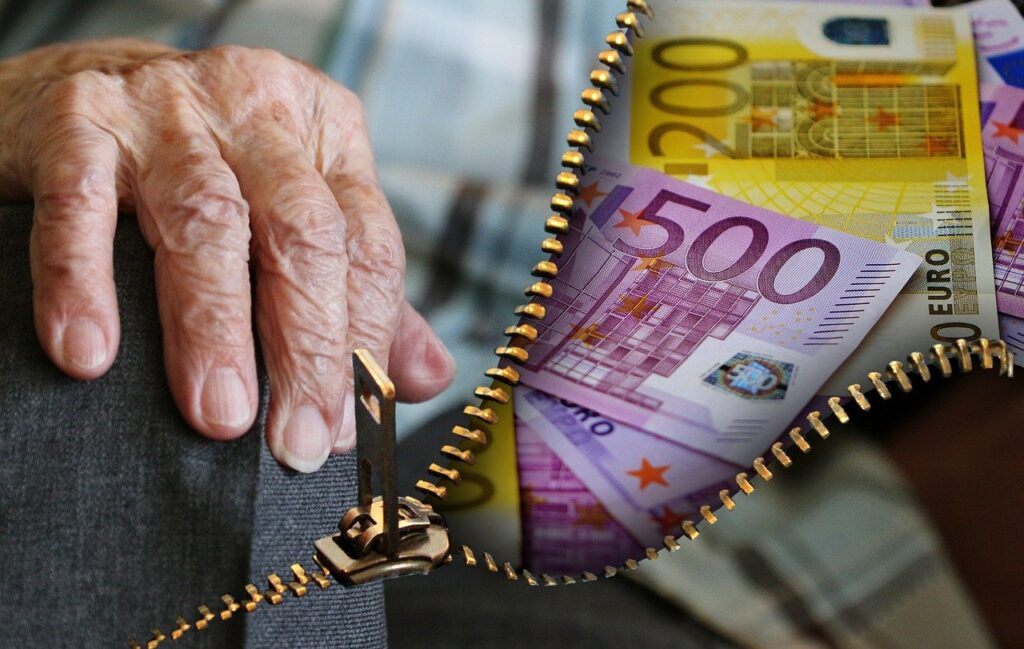Συντάξεις: Ποιοι θα πάρουν αναδρομικά – Τι ισχύει για όσους δεν έκαναν αγωγές [παραδείγματα]