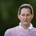 Τζον Έλκαν: Ο πρόεδρος της Ferrari θα εκτίσει κοινωνική εργασία λόγω φορολογικής υπόθεσης