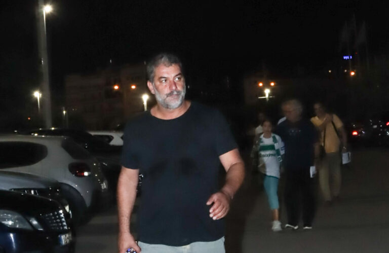Βασίλης Μπισμπίκης: Πώς τον σχολίασαν στις εκπομπές – Σκληρά λόγια από τον Μικρούτσικο