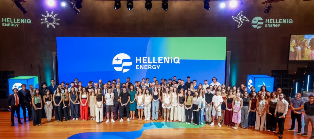 HELLENiQ ENERGY: Για 17η συνεχή χρονιά επιβραβεύει τη νέα γενιά