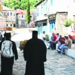 Ο εξηλεκτρισμός του Αγίου Όρους – Η ηλεκτρική διασύνδεση, το οικονομικό όφελος και οι διαφωνίες των «συντηρητικών» μονών