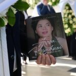 Άννα Κυριακού: Θλίψη και συγκίνηση στην κηδεία της θρυλικής «Μπεμπέκας»