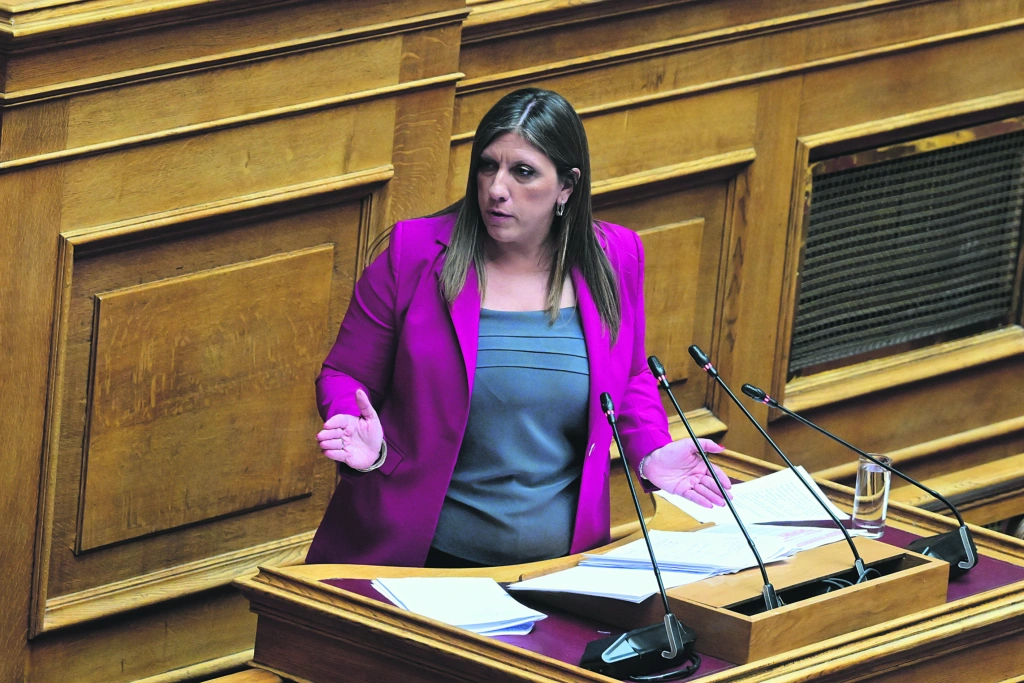Τέλος στα σόου από το βήμα της Βουλής