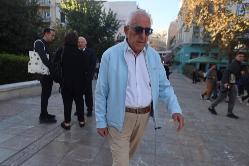 Νικήτας Κακλαμάνης: «Ο Διονύσης Σαββόπουλος, υπήρξε μοναδικός και για αυτό θα παραμείνει αναντικατάσ