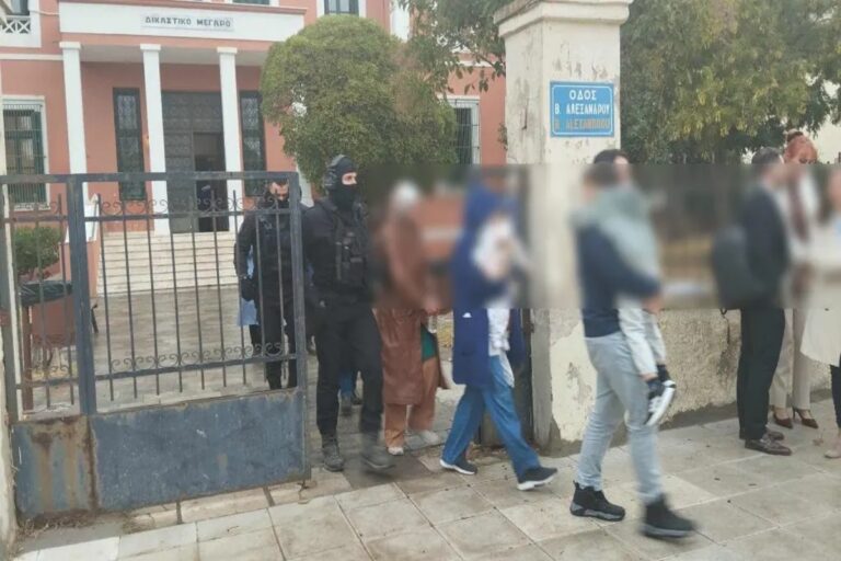 Αλεξανδρούπολη: Προφυλακιστέοι 6 Τούρκοι που κατηγορούνται για την υπόθεση των 147 όπλων