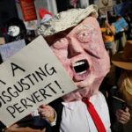 ΗΠΑ: Στους δρόμους χιλιάδες κόσμου κατά της πολιτικής του Ντόναλντ Τραμπ – «No Kings: Αγαπάμε τις ΗΠΑ, δεν ανεχόμαστε τον Τραμπ» [Βίντεο]