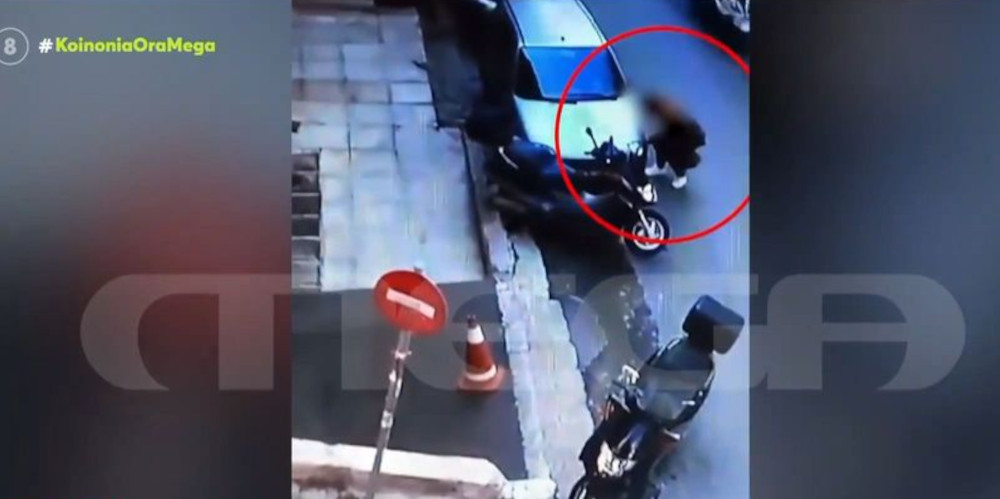 Παγκράτι: Αναζητείται η γυναίκα που σκάει λάστιχα αυτοκινήτων