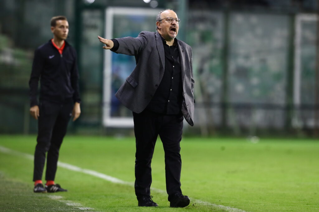 Ράφα Μπενίτεθ ενόψει του Παναθηναϊκός – ΟΦΗ: «Πρέπει «Να αλλάξουμε προσέγγιση στο πρωτάθλημα»»