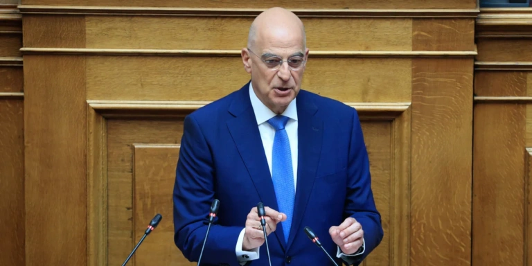 Δένδιας για ν/σ Ενόπλων Δυνάμεων: Αλλαγές στη διαδικασία προαγωγής υπαξιωματικών σε αξιωματικούς – Την απόσυρσή του ζητά η αντιπολίτευση