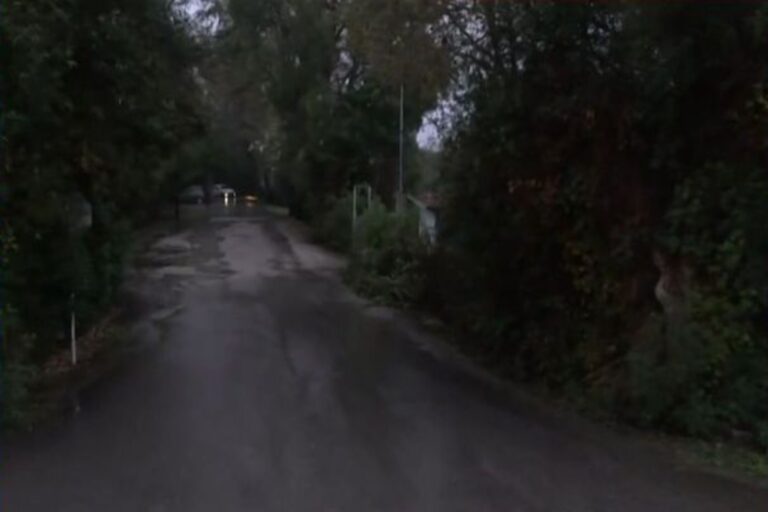Διπλό φονικό στη Φοινικούντα: Νέα δεδομένα στην υπόθεση – Τα βίντεο που «δείχνουν» ότι υπήρχε και συνεργός