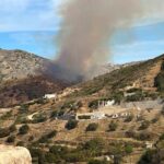 Σε εξέλιξη φωτιά στην περιοχή των Μελάνων Νάξου