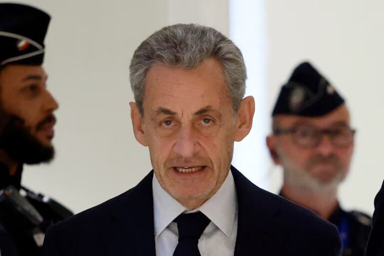 Νικολά Σαρκοζί: Τι περιμένει τον πρώην Γάλλο πρόεδρο την πρώτη μέρα στη φυλακή