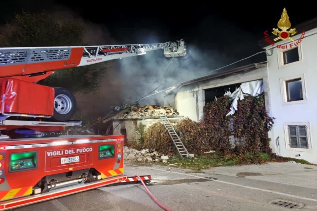 Ιταλία: Τρεις νεκροί και 13 τραυματίες σε επιχείρηση έξωσης -Οι ένοικοι ανατίναξαν το σπίτι [Bίντεο]
