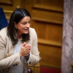 Κεραμέως για εργασιακό νομοσχέδιο: Δεν θίγεται το 8ωρο και το πενθήμερο με το 13ωρο