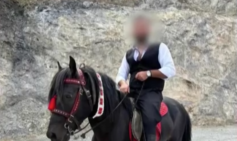 Δολοφονία στην Κίσσαμο: «Σπάει» την σιωπή της η σύζυγος του 52χρονου θύματος – «Ο ένας κρύβει τον άλλον, δεν θα μάθετε ποτέ την αλήθεια» [βίντεο]