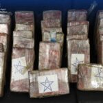 ΑΑΔΕ: Εντόπισε 39 κιλά κοκαΐνης μέσα σε κοντέινερ με μπανάνες στον Πειραιά [Εικόνες]