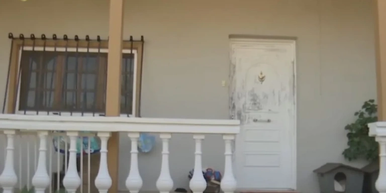 Κορωπί: Δίωξη για απόπειρα ανθρωποκτονίας και σωματική βλάβη ανηλίκου στον 50χρονο