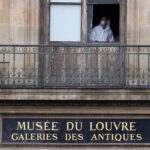 Λούβρο: Τι γνωρίζουμε μέχρι τώρα για τις συλλήψεις και την «κλοπή του αιώνα»