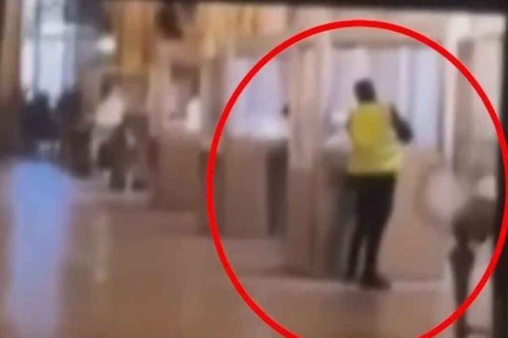 Ληστεία στο Λούβρο: Οι δύο συλλήψεις και η δυσαρέσκεια της εισαγγελέως – Το χρονικό της κλοπής των κοσμημάτων [βίντεο]