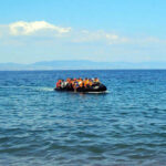 Δύο επιχειρήσεις διάσωσης αλλοδαπών σε Λέρο και Γαύδο – 69 άτομα διασώθηκαν, κατασχέθηκαν δύο σκάφη – Σύλληψη 16χρονου διακινητή