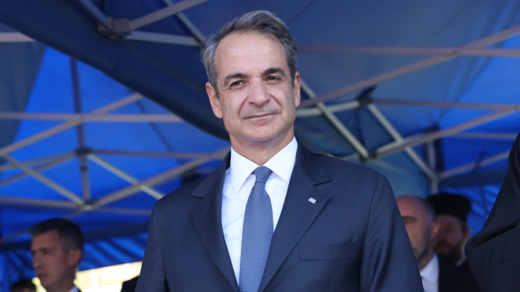 Μητσοτάκης για την 28η Οκτωβρίου: «Οι Ένοπλες Δυνάμεις μας δεν κοιμούνται τα βράδια 365 ημέρες τον χρόνο – Να μεταλαμπαδεύσουμε την ενότητα»