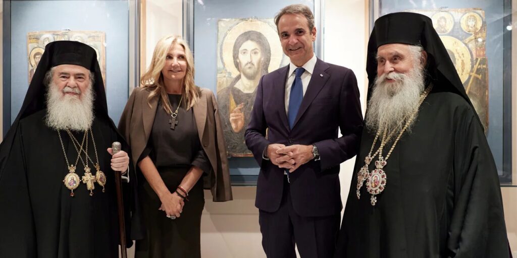 Στην ενθρόνιση του νέου Αρχιεπισκόπου Σινά ο Μητσοτάκης: Η Ελλάδα παρούσα και αρωγός σας για να δια