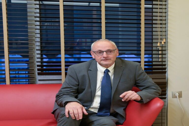 Πρέσβης του Ισραήλ στην Ελλάδα: «Είθε αυτή η στιγμή να σηματοδοτήσει την αρχή μιας πιο ελπιδοφόρας χρονιάς»