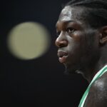 Ναν: Καρέ-καρέ το buzzer beater που εκτέλεσε την Μπασκόνια [βίντεο]