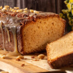 Το πιο νόστιμο κέικ που έχετε δοκιμάσει – Με φιστικοβούτυρο και καραμέλα