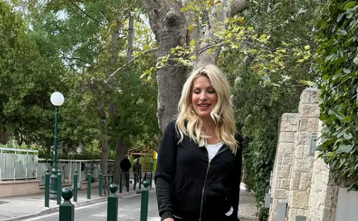Καλό μήνα από την Ελένη Μενεγάκη – Έτσι ευχήθηκε στους διαδικτυακούς της φίλους