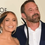 Αμήχανα τρυφεροί Τζένιφερ Λόπεζ – Μπεν Άφλεκ: Φιλική επανένωση στην πρεμιέρα της νέας τους ταινίας [βίντεο]