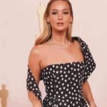 Η Τζένιφερ Λόρενς μιλά ανοιχτά για τις αισθητικές επεμβάσεις