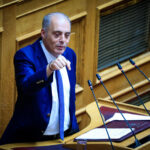 Βελόπουλος στη Βουλή: Με Θουκυδίδη υπερασπίστηκε την εισβολή της Ρωσίας στην Ουκρανία