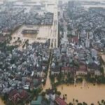 Βιετνάμ: Τουλάχιστον εννέα νεκροί και πέντε αγνοούμενοι από τις μεγάλες πλημμύρες [Βίντεο]