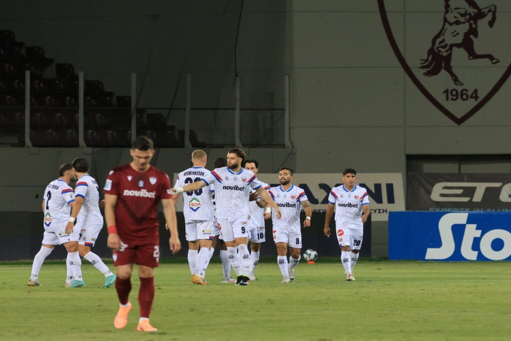 Super League: Αφεντικό στο ντέρμπι της Θεσσαλίας ο Βόλος – Φιλοδώρησε με 5 γκολ την ΑΕΛ