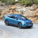 Αυτό είναι το ηλεκτρικό της VW που καίει 12 ευρώ για 400 χιλιόμετρα ταξιδιού χωρίς φόρτιση