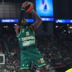 Παναθηναϊκός AKTOR – Μακάμπι 99-85: Ξέσπασε στην 4η περίοδο και νίκησε – Ανησυχία για τον Χολμς