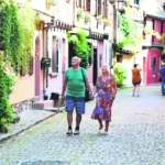 Τουρισμός: Οι πλούσιοι Βρετανοί ψηφίζουν Ελλάδα