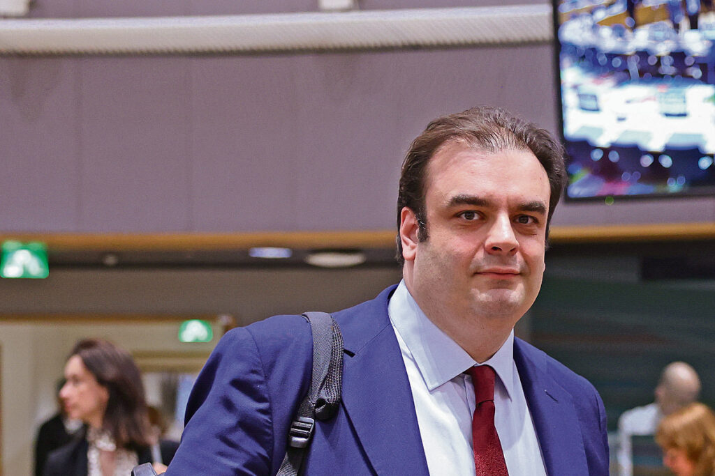 Πιερρακάκης στο Ecofin: ΟΧΙ σε φόρους στα καύσιμα, ΝΑΙ στο τέλος 2 ευρώ σε μικροδέματα από την Ασία