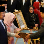 Η Ινδονησία αναγορεύει «εθνικό ήρωα» τον πρώην δικτάτορα Σουχάρτο