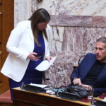 Ζωή Κωνσταντοπούλου για Καραναστάση: Πολιτική πράξη η παραίτησή του, η Πλεύση χάνει τον πιο πολύτιμο πυλώνα της