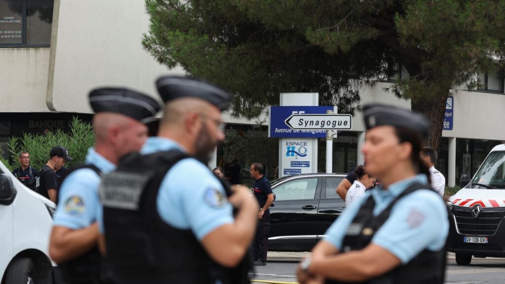 Γαλλία: Οδηγός φώναξε «Αλλάχου Άκμπαρ» και έπεσε με το αυτοκίνητο πάνω σε πεζούς – Δέκα τραυματίες